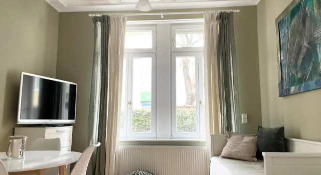 Апартаменты Цокольный этаж Charming Apartment at the Heart of Baden Baden
