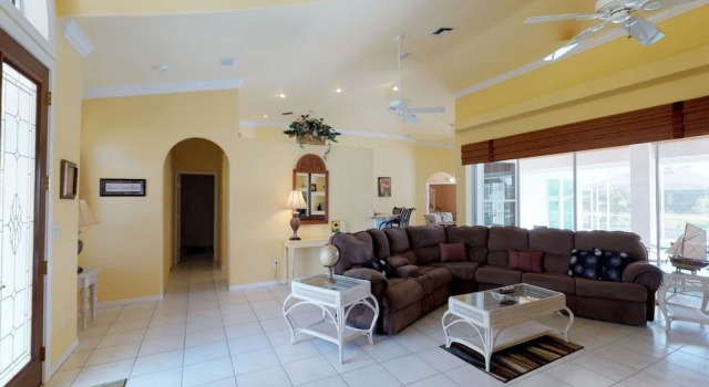 2540 SW 30th St, Забронировать Отель Отели Кейп-Корал 4 звезды, 4*