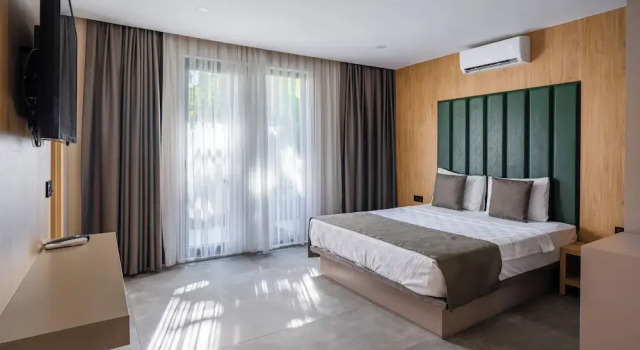Двухместный номер Deluxe с балконом и с видом на сад Perast Garden Hotel