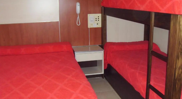 Трёхместный номер Standard Hotel Micro