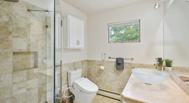 Коттедж Crystal Lake Vacation Rental, 3 Mi to Betsie River