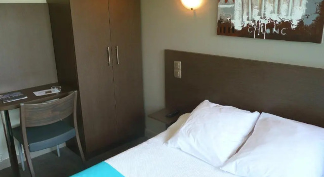Одноместный номер Standard Hotel Victor Hugo