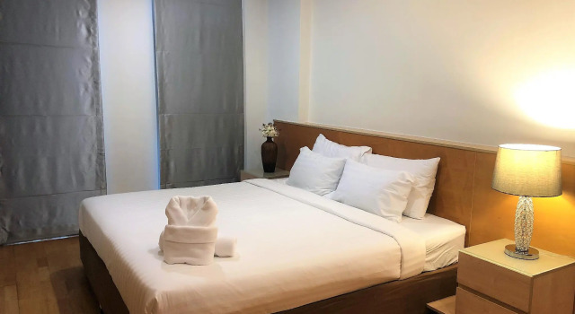 Апартаменты с 2 комнатами Twin Peaks Sukhumvit Suites