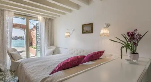 Ca' Dell'Ulivo Private Garden, Забронировать Отель Отели Венеции 4 звезды, рядом с Accademia Bridge, 4*