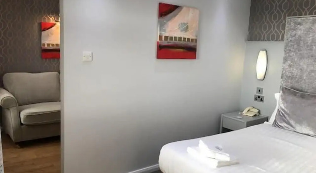 Люкс с видом на море Tiffanys Hotel