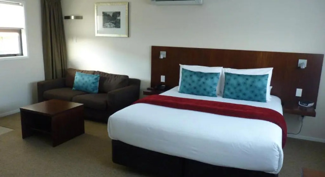 Студия Deluxe Astra Motor Lodge