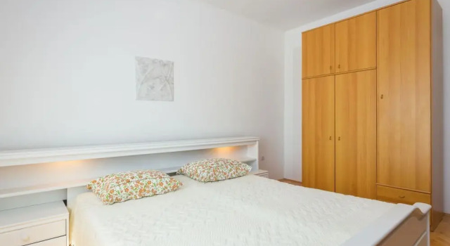 Maris Pula in Pula With 2 Bedrooms and 1 5 Bathrooms, Rezervovat Hotel Veli Vrh Istrie