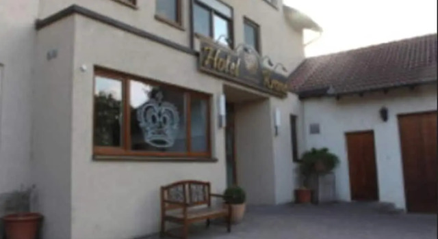 Sinzingers Krone Hotel und Restaurant, Réserver Hôtel Oehringen 