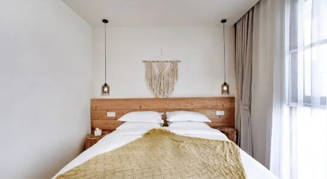 Люкс Zhi Lan Qiu Lakeside Homestay