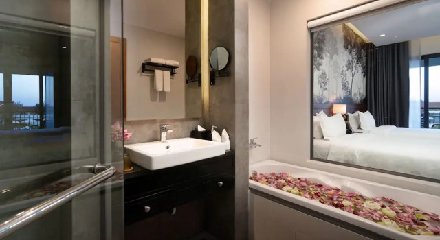 Номер Deluxe Koulen Central Hotel