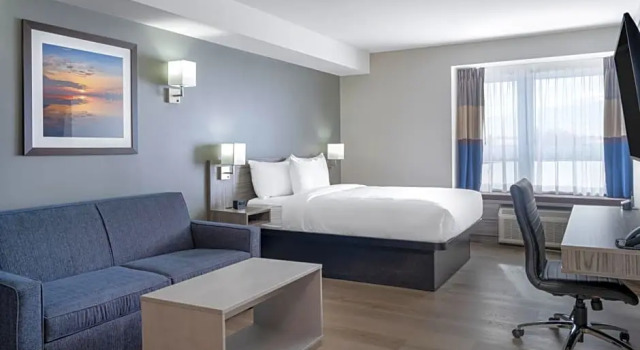 Двухместный номер Business Microtel Inn & Suites by Wyndham Kanata Ottawa West