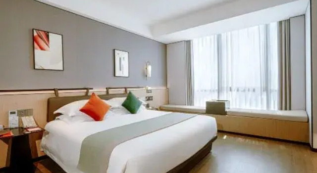 Люкс Comfort Pulun Hotel (Cixi Huanchuang Aegean Sea Shopping Center Branch)