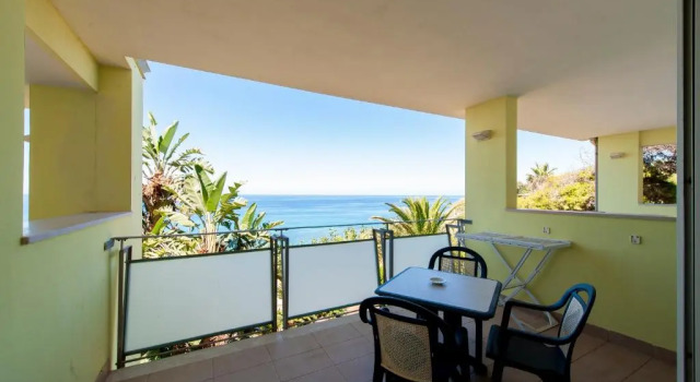 Четырёхместный номер Comfort Hotel Villaggio Stromboli