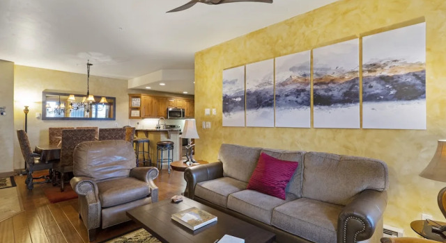 Eagleridge Lodge 201 2 Bedroom Condo by RedAwning