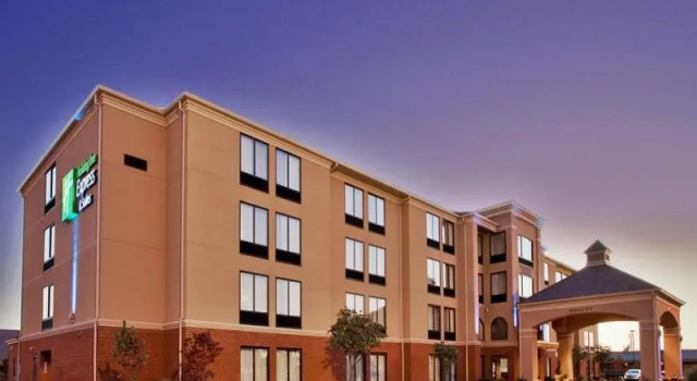 Run of House Holiday Inn Express Hotel & Suites Cape Girardeau I-55 by IHG