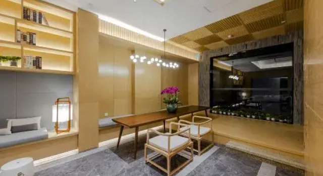 Jianguo HIDDEN Hotel (Nanjing Sun Yat-sen's Mausoleum Area Wutong Avenue)