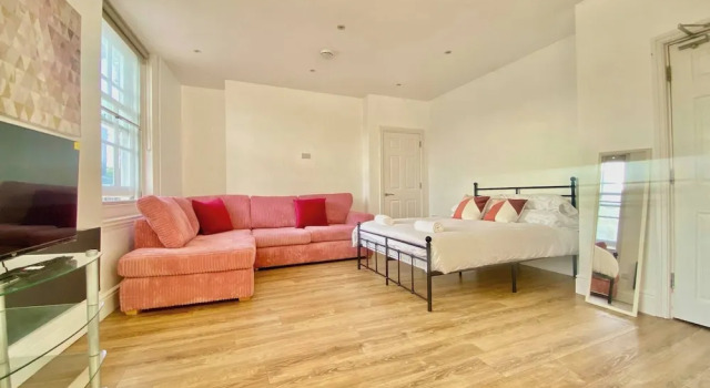 Essex Studio Retreat - Flat 4, Varaa Huoneisto Asunnot kohteessa Merseyside, Huoneisto