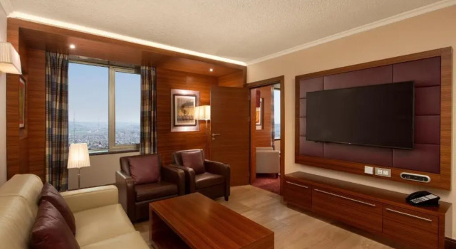 Люкс Crowne Plaza Amman by IHG