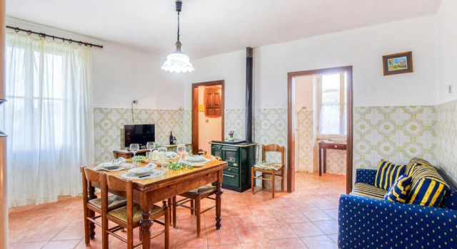 Amazing Apartment in Magliano in Toscana With Wifi and 3 Bedrooms, Забронировать Апартаменты/квартира Мальяно-ин-Тоскана Тоскана