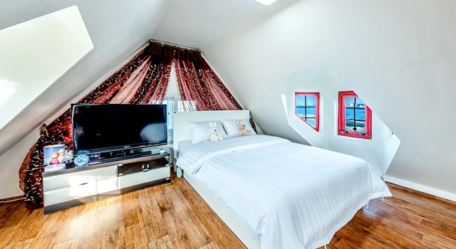 Sea Palace Pension