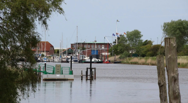 Apartment in Carolinensiel near the restaurants