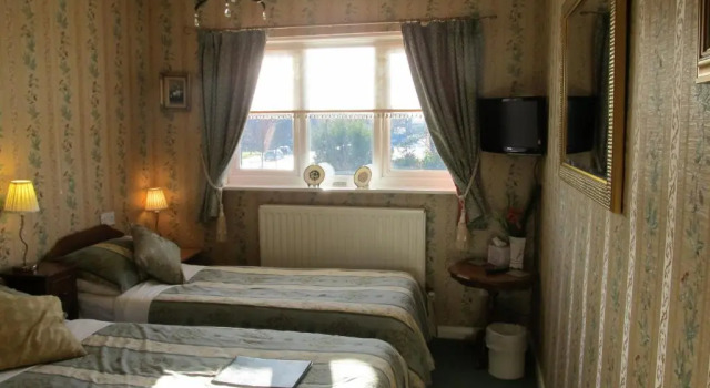 Moonraker House, Забронировать Отель Стратфорд-апон-Эйвон Уорикшир, рядом с Shakespeare Institute - University of Birmingham