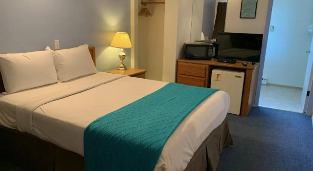 Студия Swiss Sunset Inn
