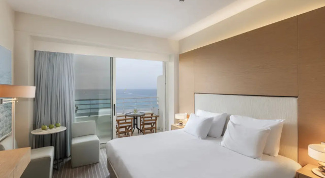 Habitación familiar Estándar con vista al mar Capo Bay Hotel