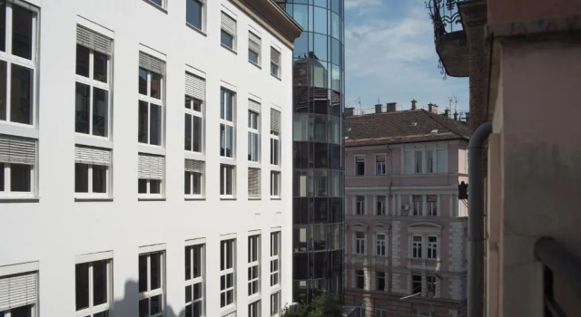 Apartment with Big Terrace, Забронировать Апартаменты/квартира Будапешт Центральная Венгрия