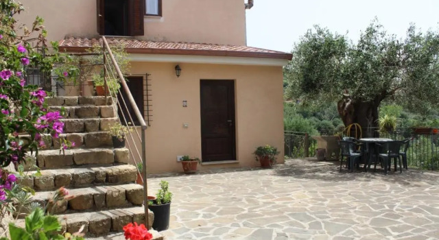 Коттедж с 2 комнатами Villa Incanto B&B