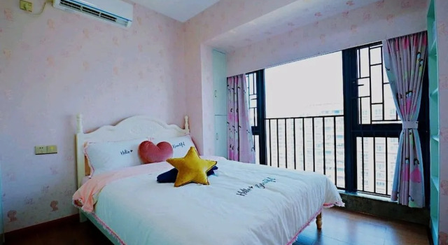 4 Seasons Big Family 3 Queen Beds & High Rise View, Забронировать Апартаменты/квартира Апартаменты Гуандун, Апартаменты/квартира