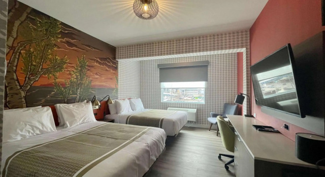 Quality Inn & Suites Thunder Bay Downtown, Book Hotel Thunder Bay Ontario