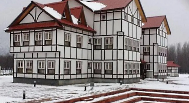 Hotel Pine Spring Srinagar, Забронировать Отель Бизнес-отели Jammu & Kashmir Ski, 4* 5*