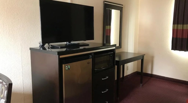 Manhattan Inn & Suites, Забронировать Мини-отель Мини-отели Венис-Бич, Мини-отель