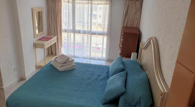 Spacious And Refurbished Apartment with Sea Views in Skol Marbella 439, Забронировать Апартаменты/квартира Отели Марбелья с бассейном, рядом с Музей гравюры, Бассейн