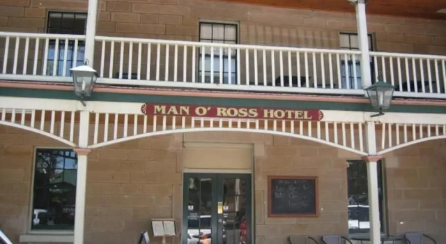 Ross Hotel
