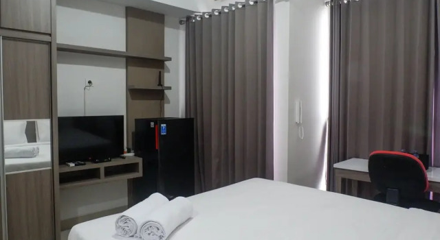 Luxurious and Vibrant Studio Room Apartment at Taman Melati Surabaya
