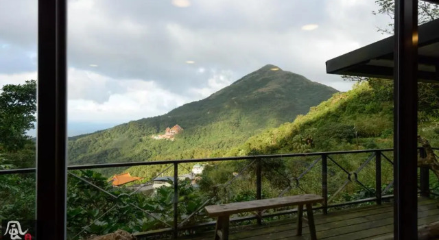 Номер Luxury Jiufen Fongigu Homestay