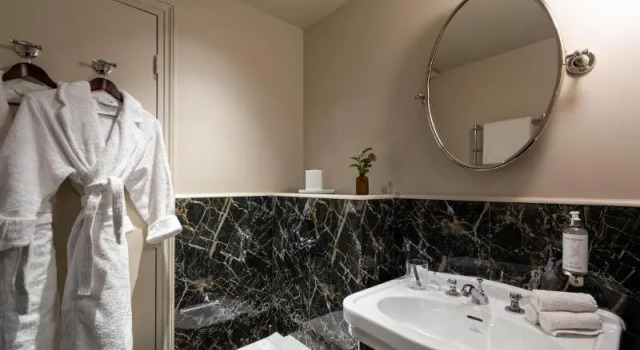 Двухместный номер Superior Hôtel & SPA Napoléon