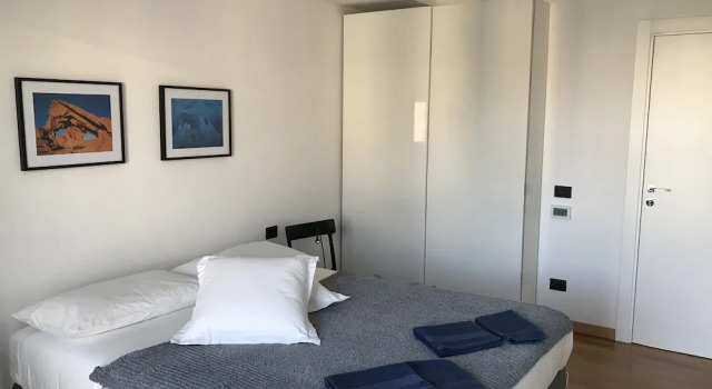 Feel at Home Apartments & Rooms