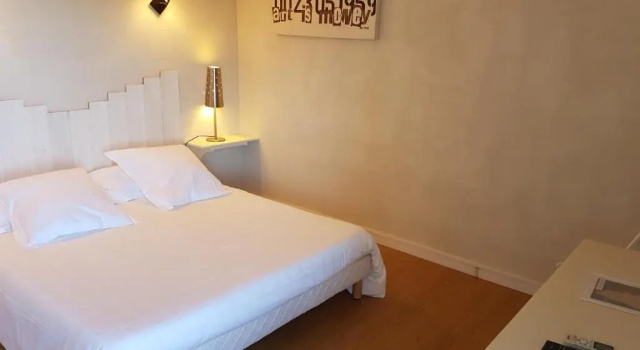 Двухместный номер Standard с красивым видом из окна Hôtel Le Niobel
