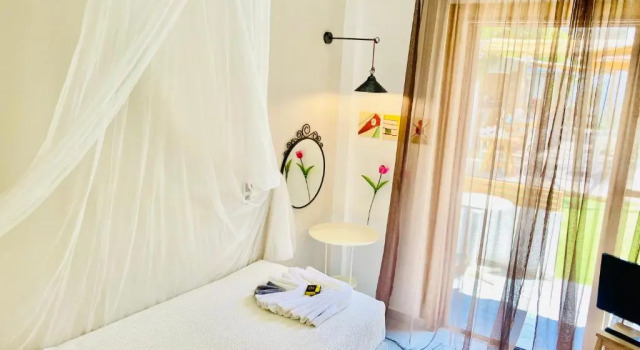 Студия с видом на сад Tree of Life Art Hotel