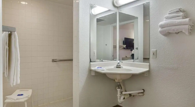 Standard- firedobbelt værelse Motel 6 Topeka Northwest