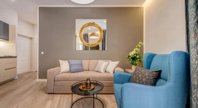 Апартаменты Royal Theatre Studio and Room