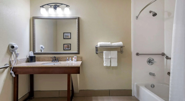 Двухместный люкс Comfort Inn & Suites Blue Ridge