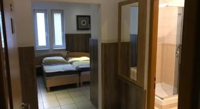 Batavya penzion, Réserver Hôtel Topolcany 
