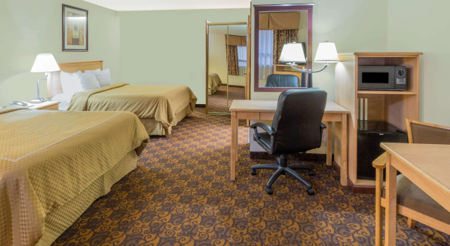 Days Inn by Wyndham Black Bear