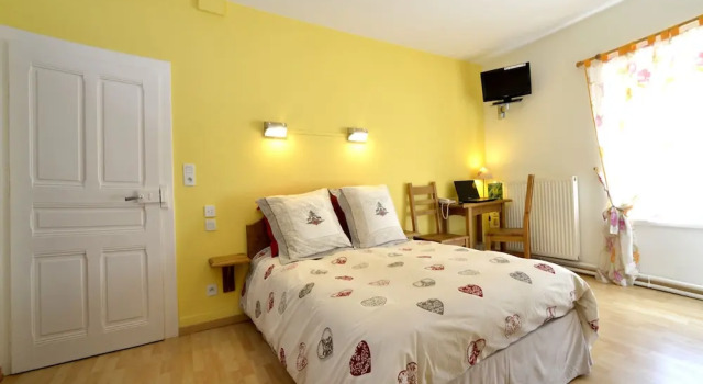 Auberge des 3 Ponts, Rezervovat Hostel Hotely v Doubs s parkováním, Parkování