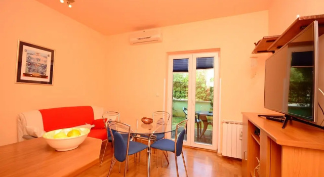 Apartment Blazenka, Забронировать Апартаменты/квартира Пула Pula Riviera, рядом с Пляж в бухте Гортанова