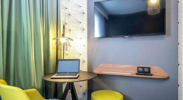 Двухместный полулюкс с балконом Mercure Hyères Centre Côte dAzur